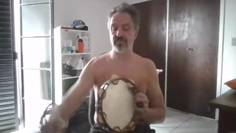 Snapshot of rafaelsel chatting on December 2025 01:50:02 PM Big Uncle Jungle online show from December 2025 01:50:02 PM