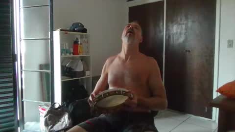 Snapshot of rafaelsel chatting on December 2025 04:58:01 PM Big Uncle Jungle online show from December 2025 04:58:01 PM