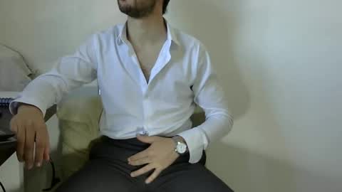 Snapshot of rafaelssk chatting on December 2024 09:36:02 AM elenacam online show from December 2024 09:36:02 AM