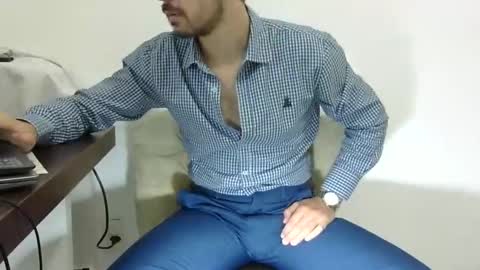 Snapshot of rafaelssk chatting on December 2024 09:16:02 AM elenacam online show from December 2024 09:16:02 AM