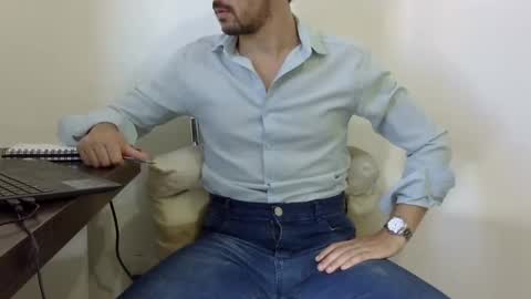 Snapshot of rafaelssk chatting on March 2025 12:09:02 PM elenacam online show from March 2025 12:09:02 PM