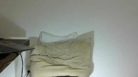 Snapshot of rafaelssk chatting on February 2026 11:54:01 PM elenacam online show from February 2026 11:54:01 PM