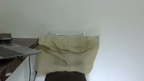 Snapshot of rafaelssk chatting on February 2026 11:05:02 PM elenacam online show from February 2026 11:05:02 PM