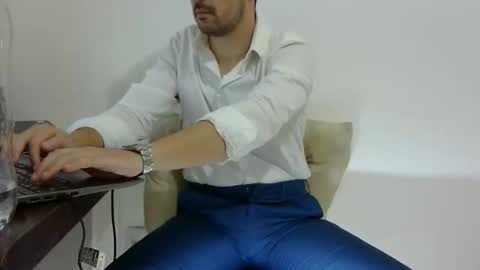 Snapshot of rafaelssk chatting on February 2026 09:20:01 AM elenacam online show from February 2026 09:20:01 AM