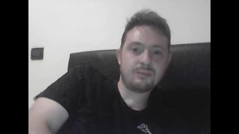 Snapshot of raffapelle49 chatting on May 2026 07:20:01 PM raffapelle49 online show from May 2026 07:20:01 PM