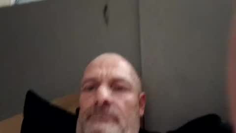 Snapshot of ragingzef69 chatting on January 2025 07:18:01 AM Bigthickdickinvic online show from January 2025 07:18:01 AM