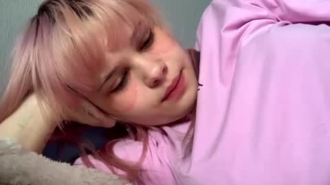 Eshly online show from April 2026 08:48:01 AM