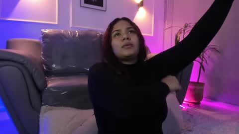 Snapshot of raichell_sweet_curvy chatting on June 2026 04:26:02 AM raichell_sweet_curvy online show from June 2026 04:26:02 AM
