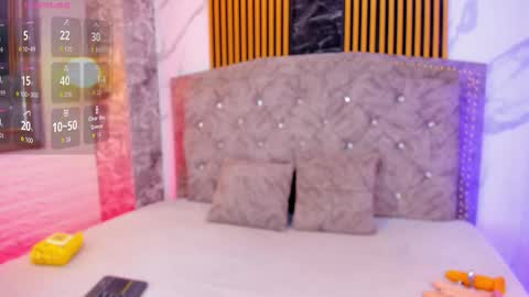 Snapshot of railey_rosse_ chatting on November 2025 03:16:01 AM Welcome to my room online show from November 2025 03:16:01 AM