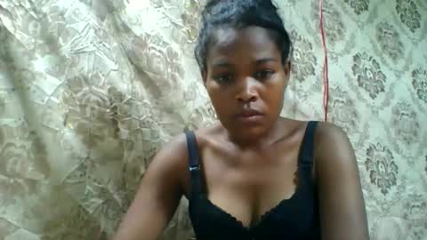 raissalove688460 online show from June 2026 02:33:01 PM