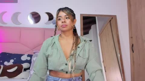  Nina  online show from April 2026 04:12:01 AM