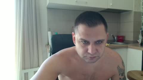 Ramon online show from October 2025 09:54:02 AM