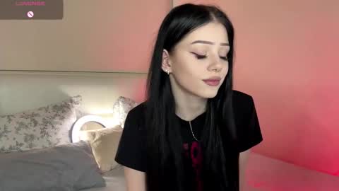 Snapshot of randiburt chatting on November 2025 04:07:01 PM Luna online show from November 2025 04:07:01 PM