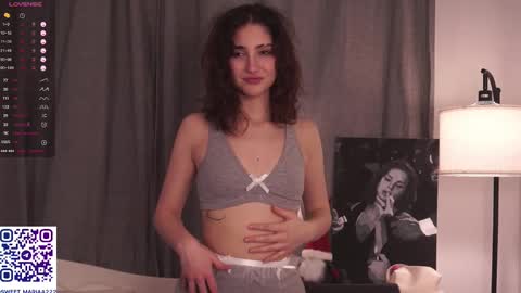Arlette online show from March 2025 09:48:02 PM
