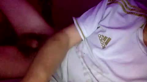 Snapshot of randobad12 chatting on March 2025 12:39:02 AM randobad12 online show from March 2025 12:39:02 AM