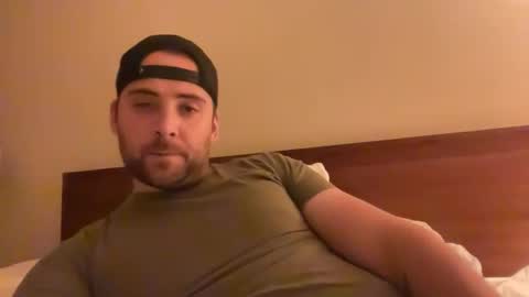 randomdude5950 online show from November 2025 01:19:01 AM