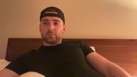 randomdude5950 online show from April 2026 02:58:02 AM