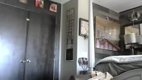 Randy8inbater online show from November 2025 08:42:02 PM