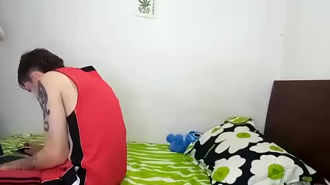 Snapshot of rangel_sex chatting on January 2025 10:30:02 PM Rangel and Lola online show from January 2025 10:30:02 PM