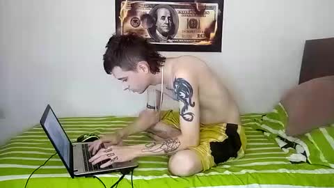 Snapshot of rangel_sex chatting on November 2025 05:50:02 PM Rangel and Lola online show from November 2025 05:50:02 PM