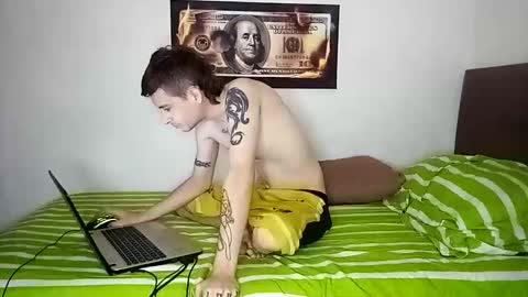 Snapshot of rangel_sex chatting on December 2025 04:01:02 PM Rangel and Lola online show from December 2025 04:01:02 PM