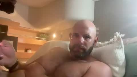 Snapshot of ransguy chatting on September 2025 11:01:02 AM ransguy online show from September 2025 11:01:02 AM