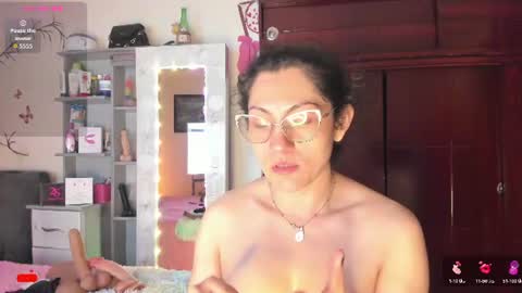 Snapshot of rapunzell__ chatting on June 2026 08:46:02 AM Rapunzell online show from June 2026 08:46:02 AM