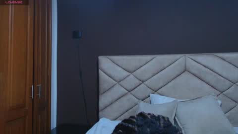 Raquel online show from November 2025 11:53:02 AM