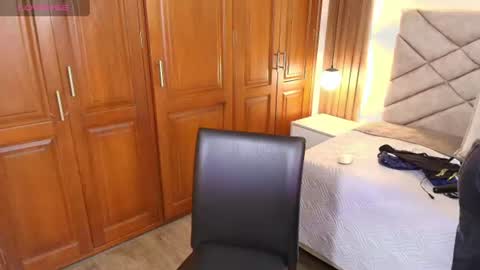 Raquel online show from June 2026 12:03:01 PM