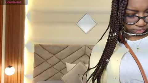 Raquel online show from June 2026 12:06:01 PM