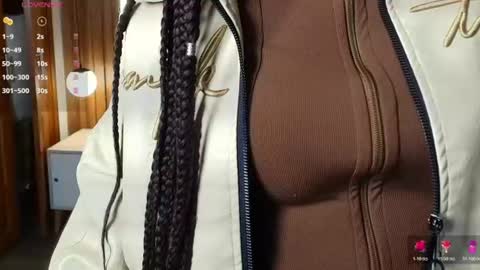 Raquel online show from July 2026 12:09:01 PM