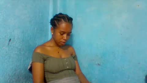 Snapshot of rasoelysca chatting on December 2025 02:32:02 PM rasoelysca online show from December 2025 02:32:02 PM