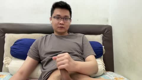 Snapshot of ratedepic17 chatting on December 2024 07:17:02 PM randomnaut online show from December 2024 07:17:02 PM