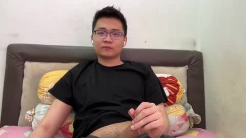 Snapshot of ratedepic17 chatting on December 2024 02:13:01 AM randomnaut online show from December 2024 02:13:01 AM