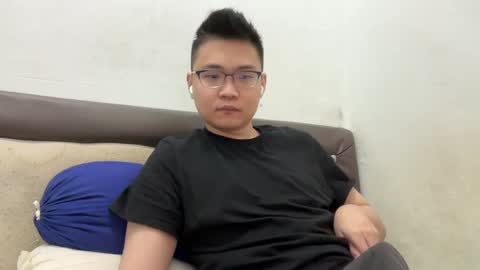 Snapshot of ratedepic17 chatting on January 2025 08:04:01 PM randomnaut online show from January 2025 08:04:01 PM