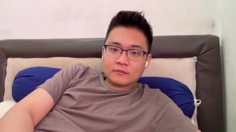 Snapshot of ratedepic17 chatting on January 2025 07:08:01 AM randomnaut online show from January 2025 07:08:01 AM