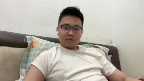 Snapshot of ratedepic17 chatting on February 2025 08:10:02 PM randomnaut online show from February 2025 08:10:02 PM