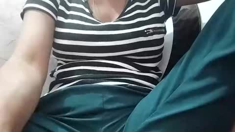 Snapshot of rava_sexy chatting on October 2025 11:41:02 AM rava_sexy online show from October 2025 11:41:02 AM