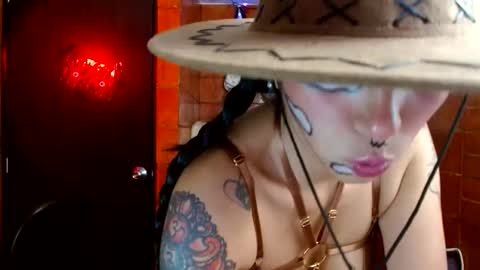 Snapshot of raven__purple chatting on October 2025 10:12:02 PM raven__purple online show from October 2025 10:12:02 PM