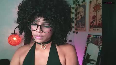 Snapshot of raven_luv chatting on September 2025 09:25:02 PM raven  online show from September 2025 09:25:02 PM