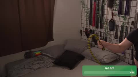 Snapshot of raven_risque chatting on December 2024 01:35:01 AM Raven online show from December 2024 01:35:01 AM