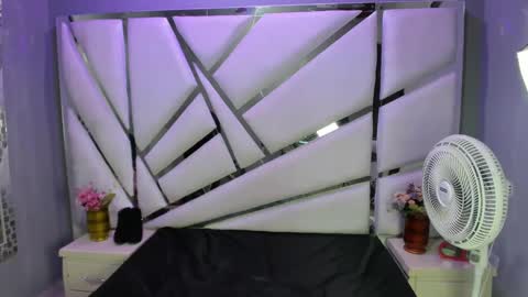 Snapshot of ravenceleste_ chatting on September 2025 02:46:01 AM Raven Celeste online show from September 2025 02:46:01 AM