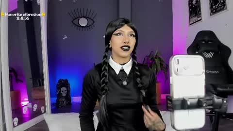 Raven Witch online show from June 2026 12:33:01 PM