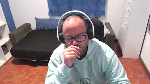 ravingr3d3 online show from November 2025 09:35:01 PM