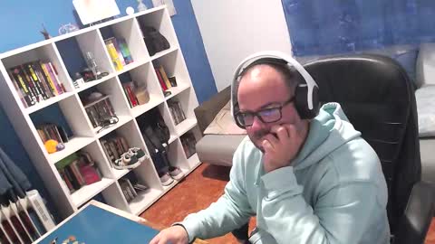 ravingr3d3 online show from November 2025 10:43:02 PM