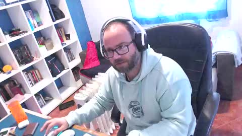 ravingr3d3 online show from December 2025 12:54:01 PM