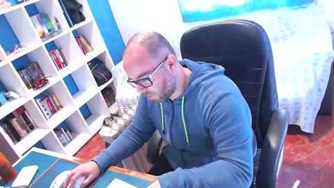 ravingr3d3 online show from February 2026 01:36:02 PM