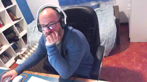 ravingr3d3 online show from February 2026 10:20:02 AM