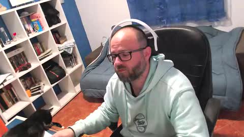 ravingr3d3 online show from March 2026 11:09:02 PM