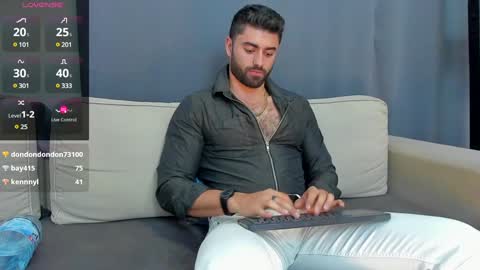 Snapshot of rawadam chatting on December 2024 10:28:02 AM Adam online show from December 2024 10:28:02 AM